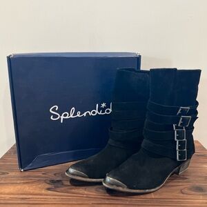 Splendid ankle boots with buckles; almost brand new; flat boots